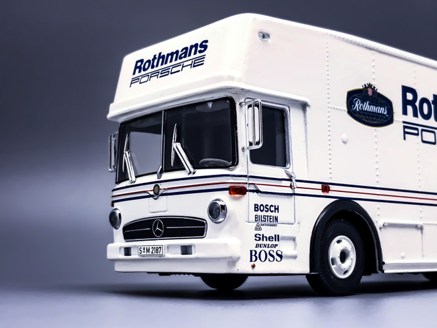 Illustration for article titled Renntransporter (picture-heavy content)